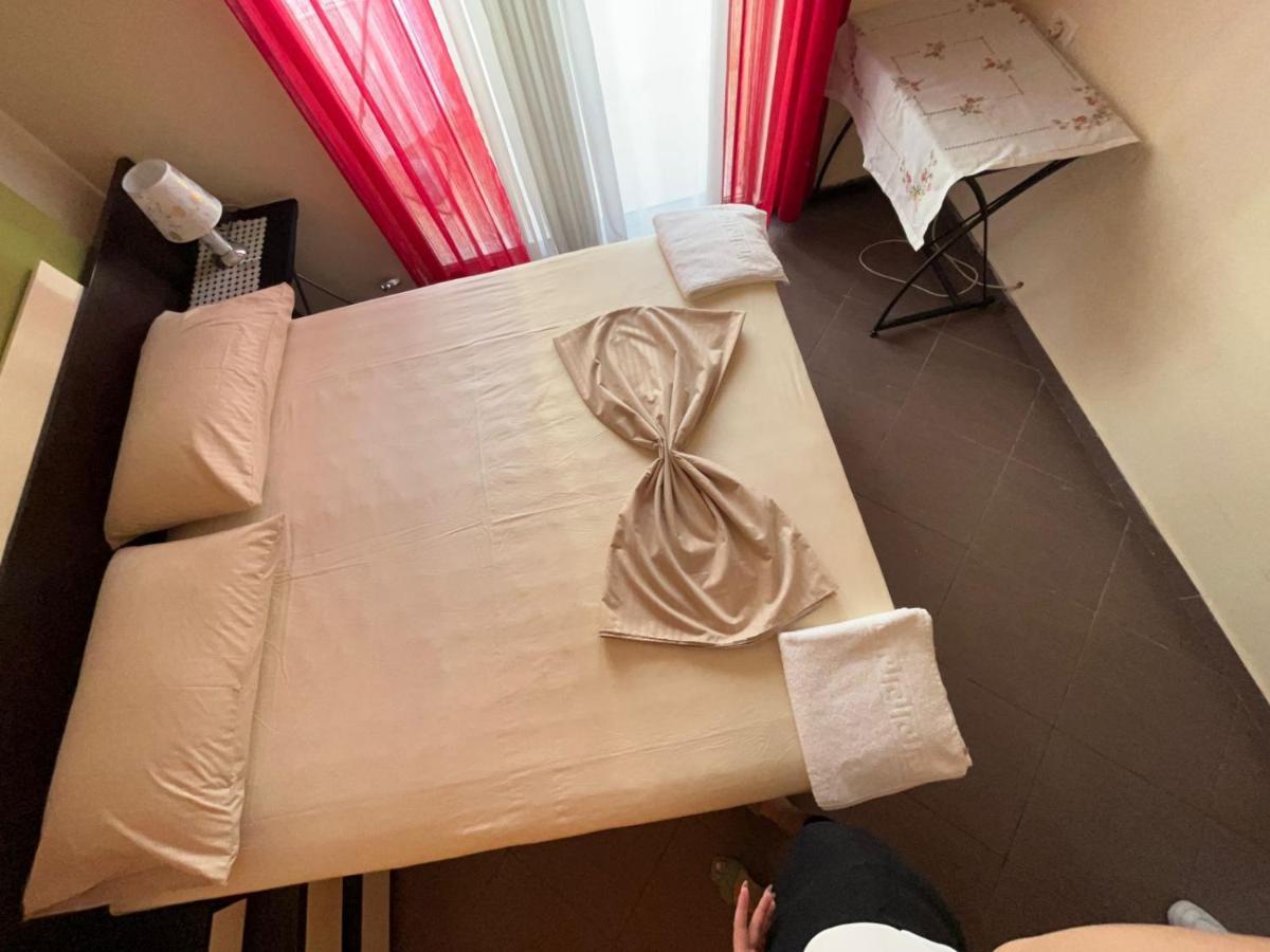 Buneci Apartment Tirana Kültér fotó