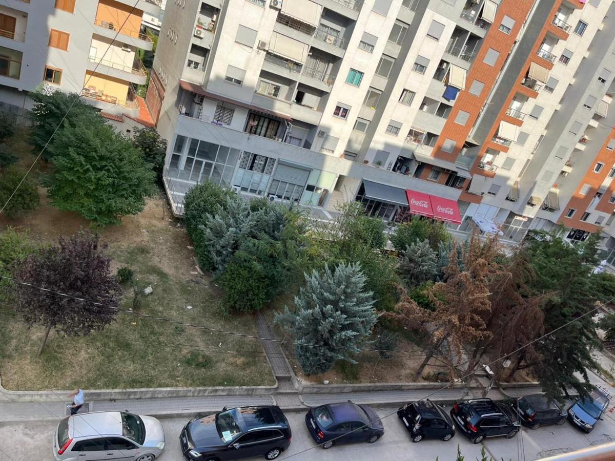 Buneci Apartment Tirana Kültér fotó