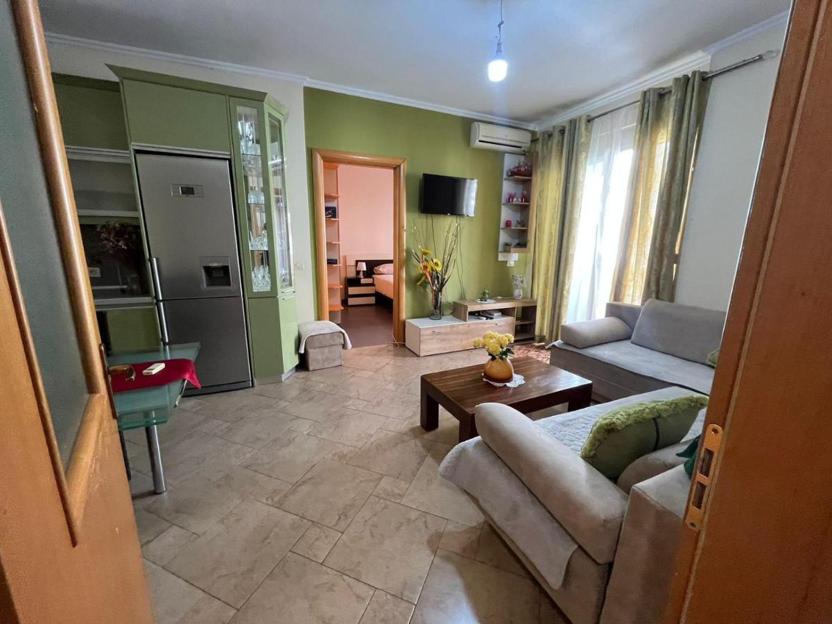 Buneci Apartment Tirana Kültér fotó