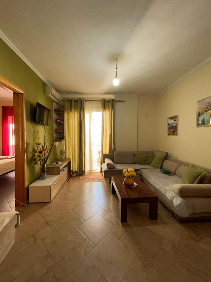 Buneci Apartment Tirana Kültér fotó
