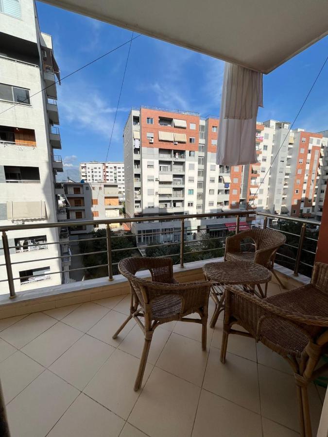 Buneci Apartment Tirana Kültér fotó