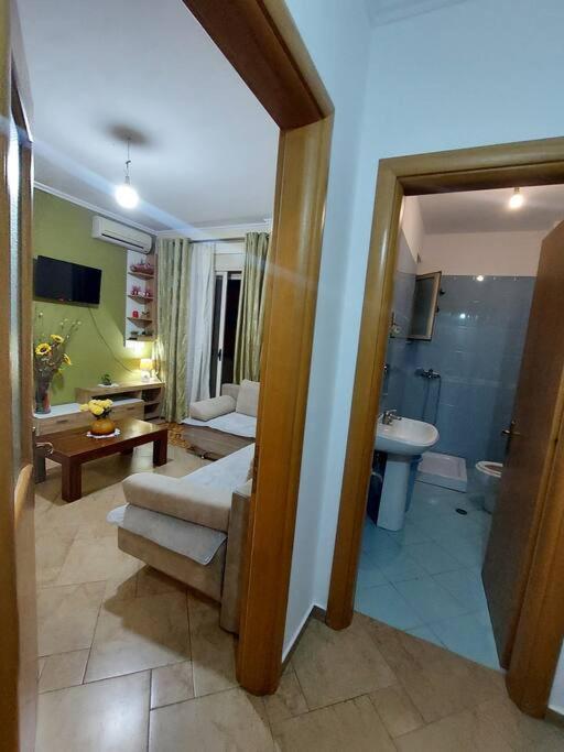 Buneci Apartment Tirana Kültér fotó
